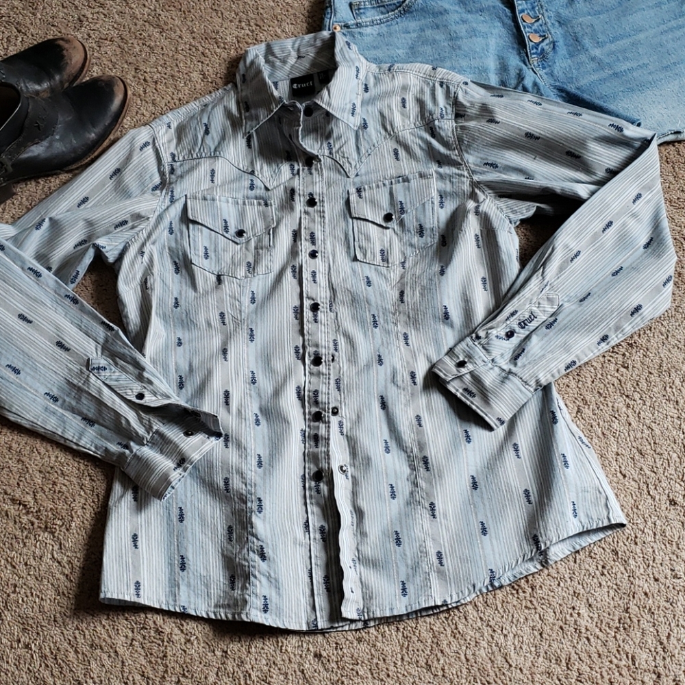 Cruel Girl pearl snap western style top szL